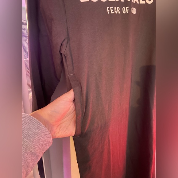 ESSENTIALS: KIDS FLEECE CREWNECK DRESS - Picture 7 of 8